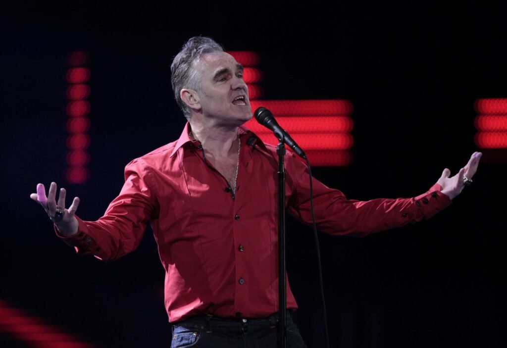 British singer Morrissey cancels two U.S. shows after death threat on social media