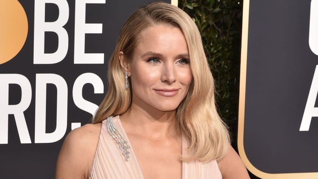 Kristen Bell Celebrates Golden Night With Nobody Wants This Cast