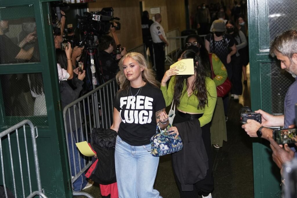 Luigi Mangione's lawyers want death penalty off the table in UnitedHealthcare CEO murder case