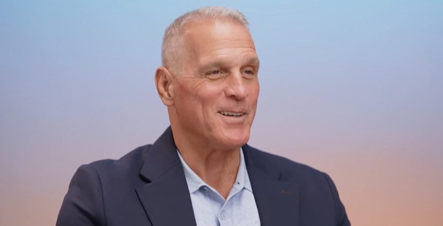 What To Know About ‘Golden Bachelor’ Mel Owens’ Ex-Wife & Kids What To Know About 'Golden Bachelor' Mel Owens’ Ex-Wife & Kids