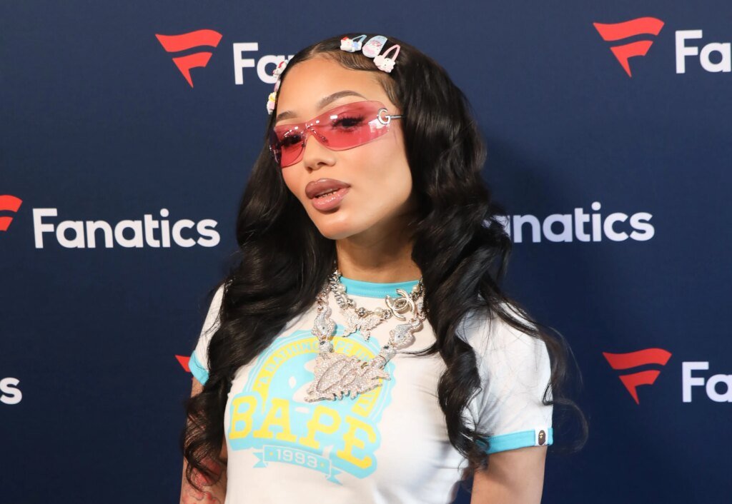 Coi Leray & Baby Miyoco Melt Hearts With Sweet Selfie (PHOTO)