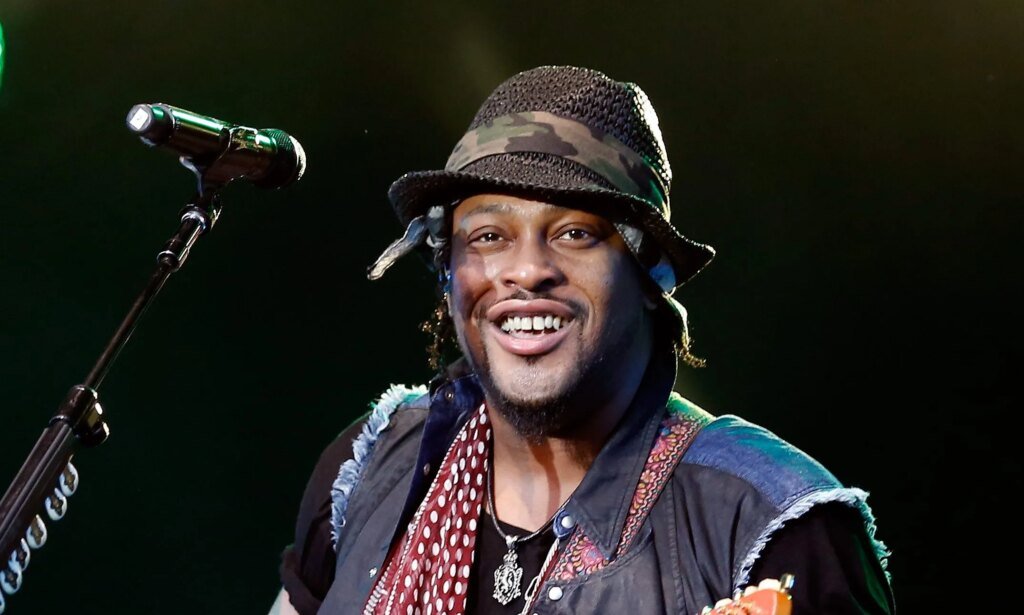D'Angelo Reportedly Passes Away From Cancer At Age 51