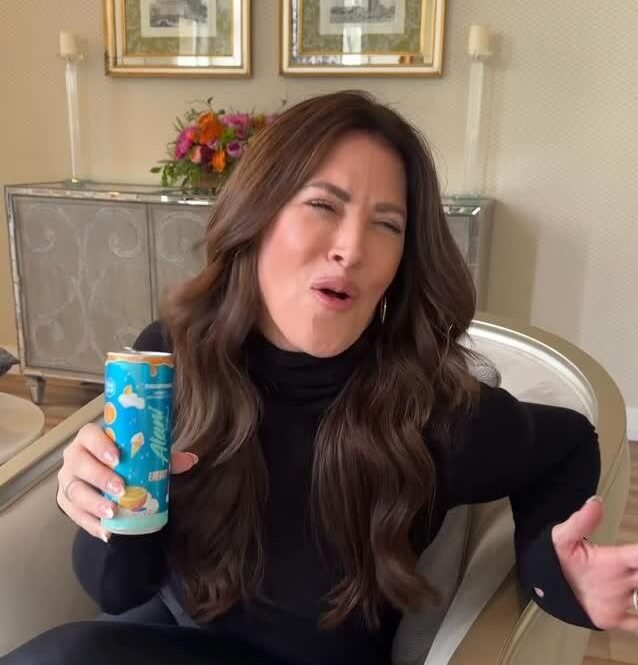 Emily Simpson Hilariously Declares Herself The Problem In Marriage Emily Simpson Hilariously Declares Herself The Problem In Marriage