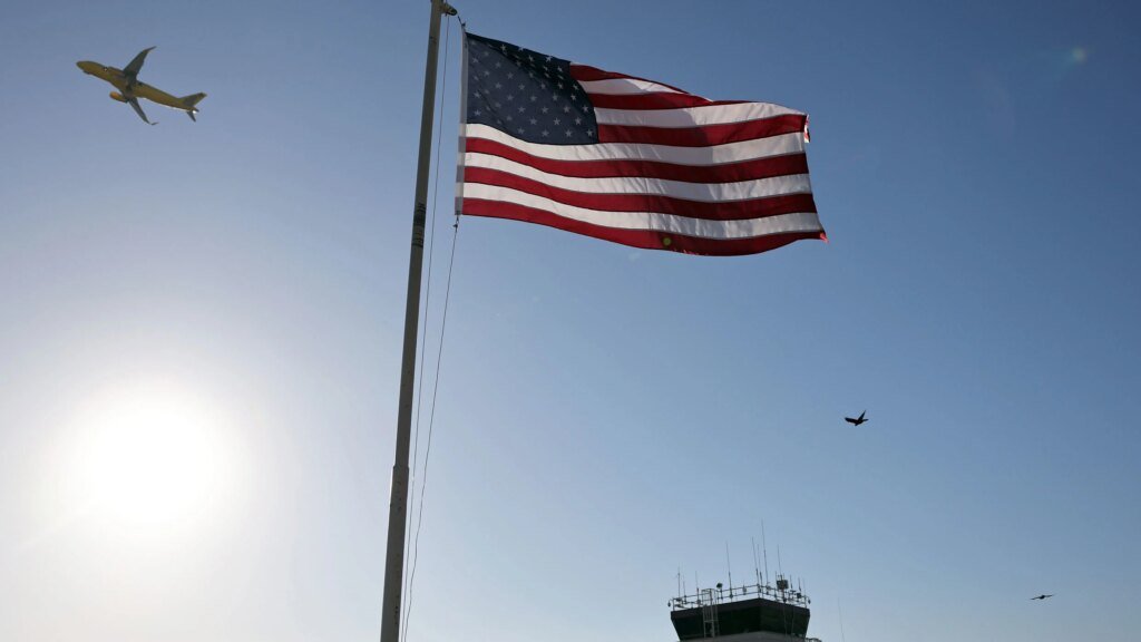 Exclusive: Plane inspectors recalled by FAA