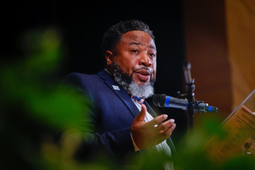 Georgia school chief resigns after indictment alleging kickback scheme in Illinois