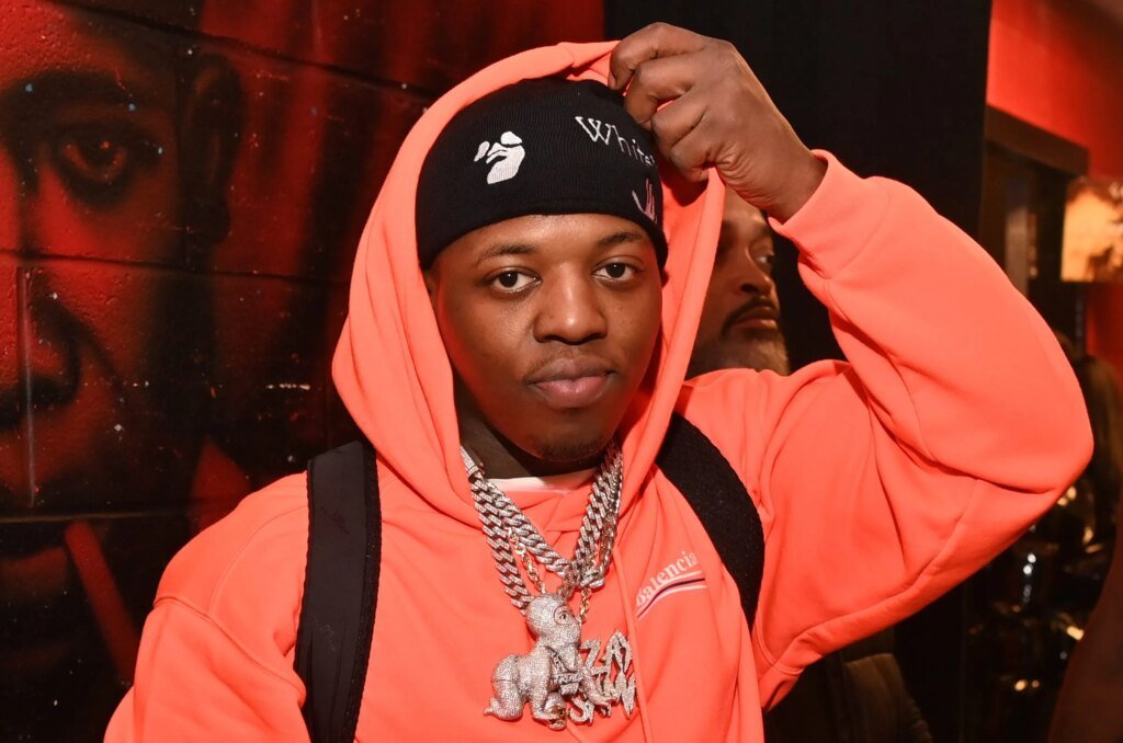 Heated Altercation Sparks Reactions Online