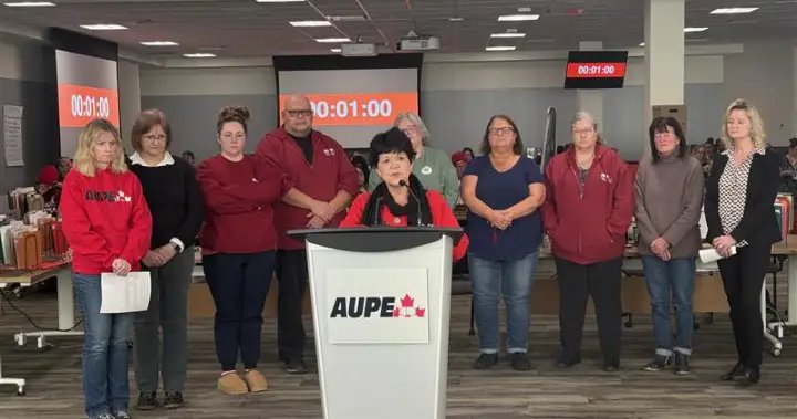 Alberta nurses reach last-minute tentative deal to avoid strike Alberta nurses reach last-minute tentative deal to avoid strike