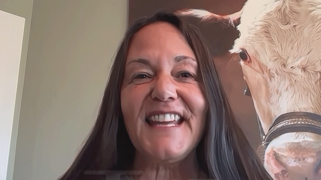 Animal Activist Ellie Laks Blasts Tradition of President Pardoning Turkey Animal Activist Ellie Laks Blasts Tradition of President Pardoning Turkey