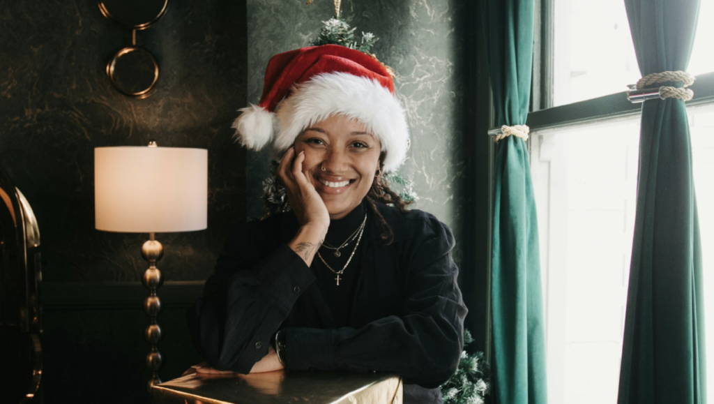 Fantastic Gift Ideas for Elegant Women – Hollywood Life