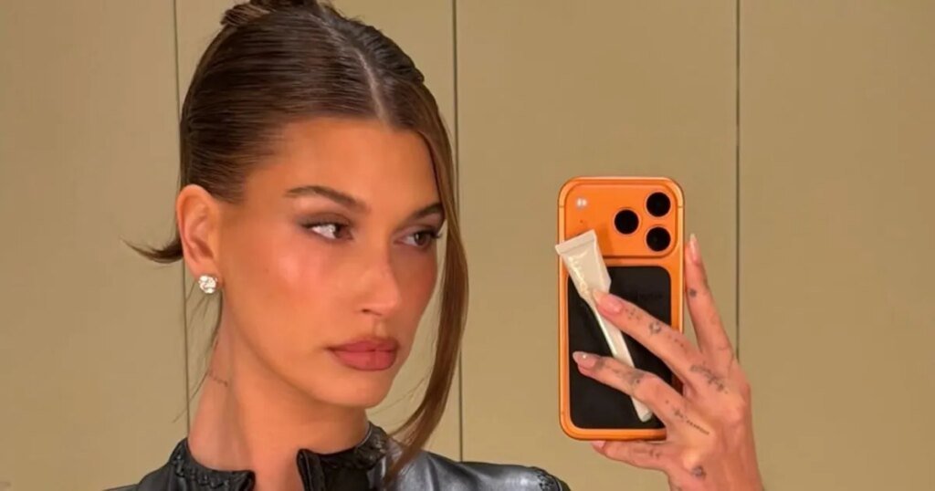 Hailey Bieber Shows Off Her 29th Birthday Outfit With a Sexy Detail Hailey Bieber Shows Off Her 29th Birthday Outfit With a Sexy Detail