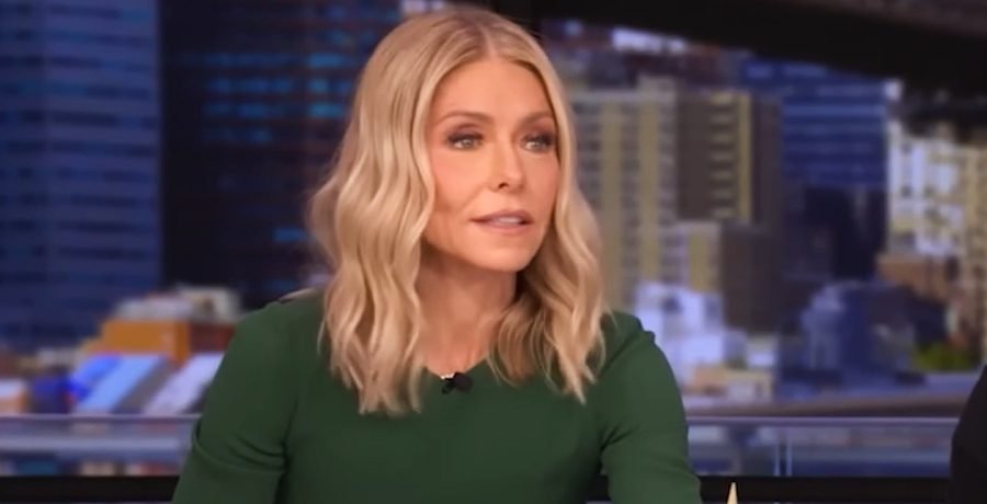 ‘LIVE’ Kelly Ripa Blasts Husband For Contributing ‘Nothing’ 'LIVE' Kelly Ripa Blasts Husband For Contributing 'Nothing'
