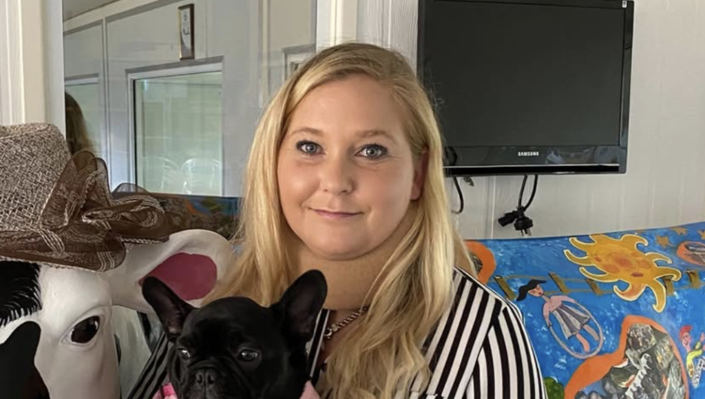 Learn About Her Family – Hollywood Life