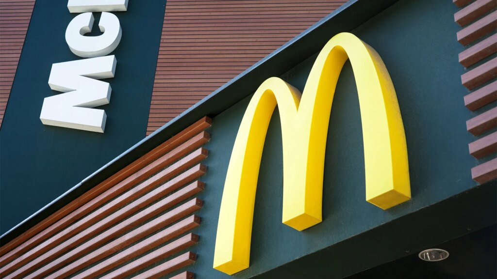 McDonald’s has a new problem: Its cheapest customers are disappearing