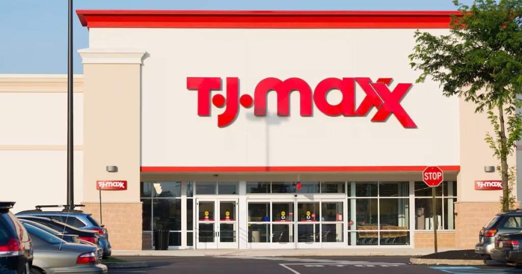 TJ Maxx Owner Tops Expectations, Signalling More Frugal Shopper