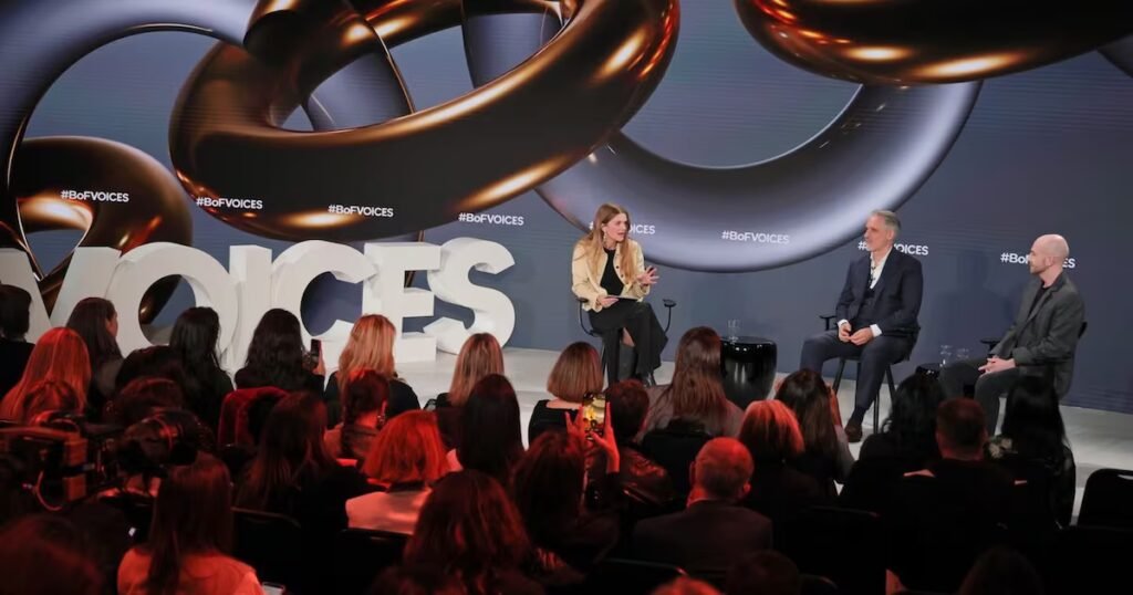 The Products Creating Dialogue with Consumers The Products Creating Dialogue with Consumers