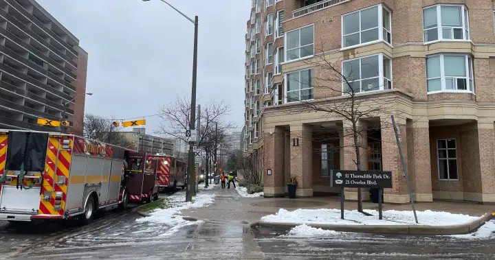 2 Toronto building fires like a ‘cigar burning slowly’ with no timeline to extinguish – Toronto 2 Toronto building fires like a ‘cigar burning slowly’ with no timeline to extinguish - Toronto