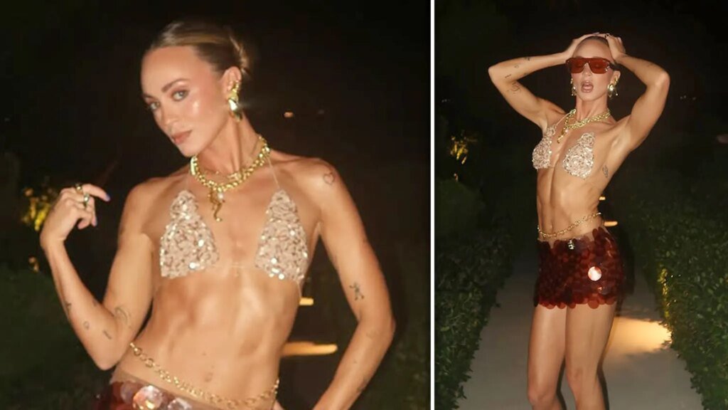 Christina Kirkman’s Sexy Trippin’ with Tarte Pics Christina Kirkman's Sexy Trippin' with Tarte Pics