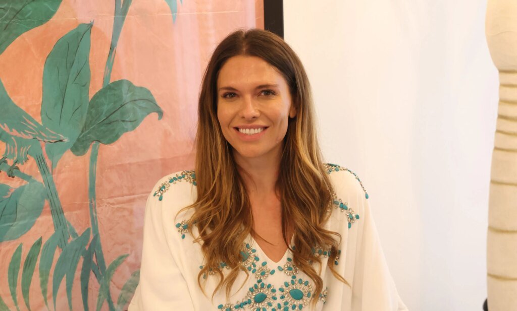 How Old Is Bettina Anderson? Donald Trump Jr.’s Girlfriend’s Age – Hollywood Life How Old Is Bettina Anderson? Donald Trump Jr.’s Girlfriend’s Age – Hollywood Life