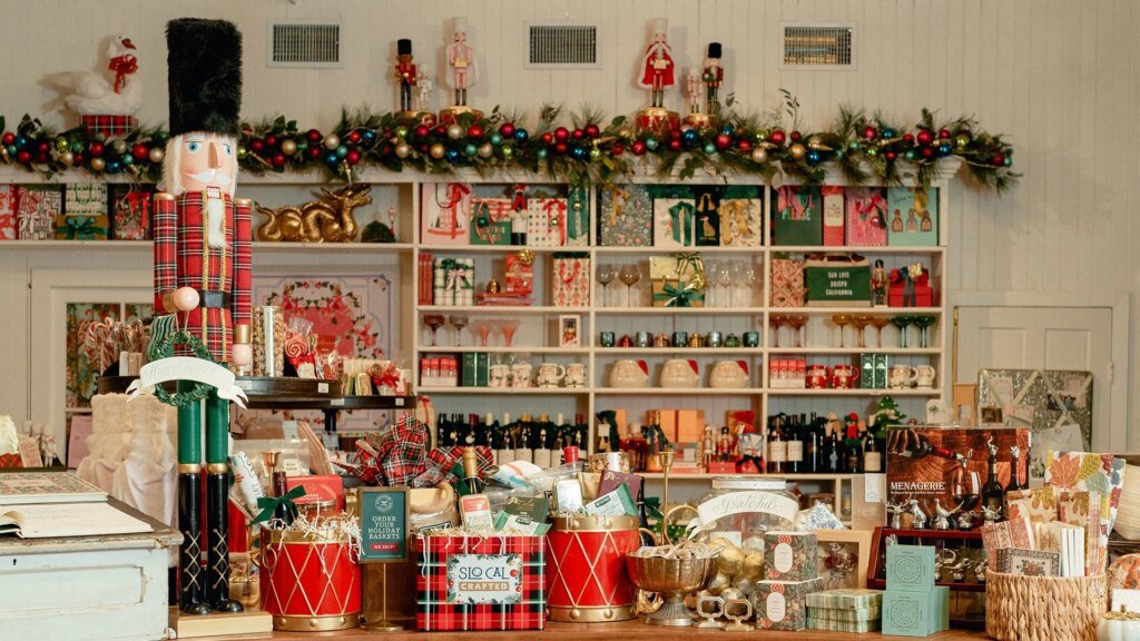 How Trump’s tariffs are impacting prices in 2025’s holiday season How Trump’s tariffs are impacting prices in 2025's holiday season