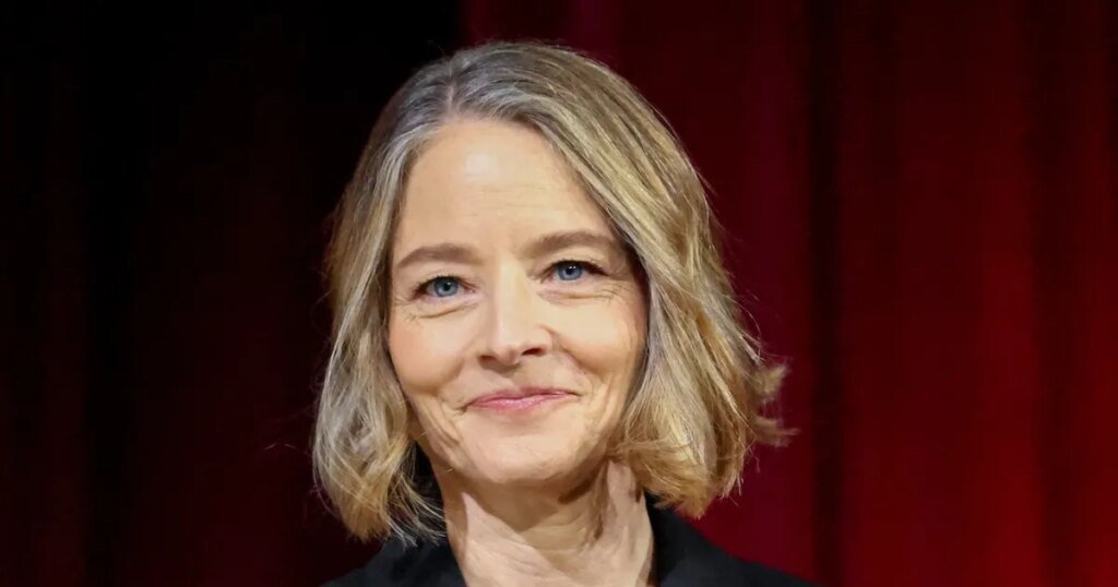 Jodie Foster Thinks Acting Is ‘A Cruel Job’ That ‘Chose Her’ Jodie Foster Thinks Acting Is 'A Cruel Job’ That ‘Chose Her'
