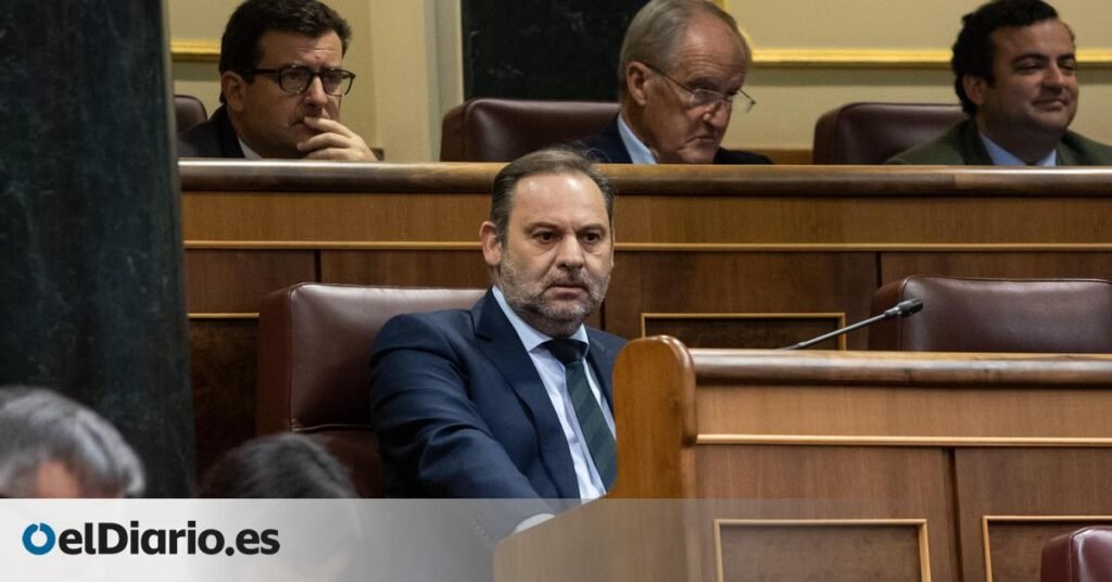 La UCO cree que la trama de hidrocarburos destinó un millón de euros a comprar la “voluntad” de Ábalos La UCO cree que la trama de hidrocarburos destinó un millón de euros a comprar la "voluntad" de Ábalos