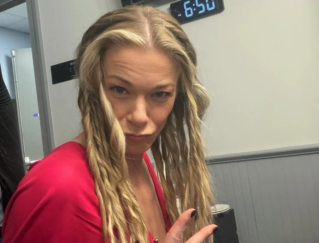 LeAnn Rimes Cibrian Reveals The Beautiful Chaos Behind Her Christmas Tour Opening Night