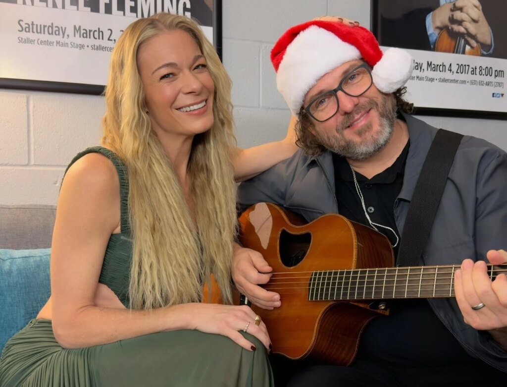 LeAnn Rimes Shares Tour Chaos And Tongue Biting Incident Before Nashville Show