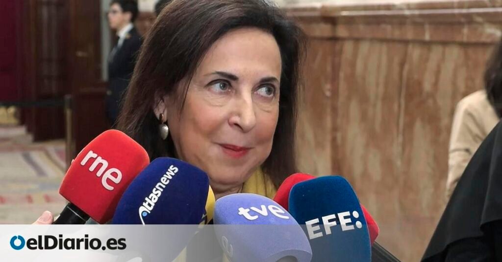 Margarita Robles se cierra a la posible cesión de territorio ucraniano a Rusia pero no descarta un despliegue internacional