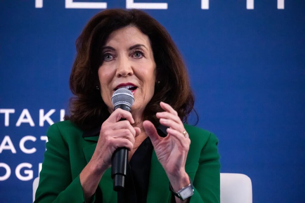 New York Governor Kathy Hochul signs RAISE Act to regulate AI safety New York Governor Kathy Hochul signs RAISE Act to regulate AI safety