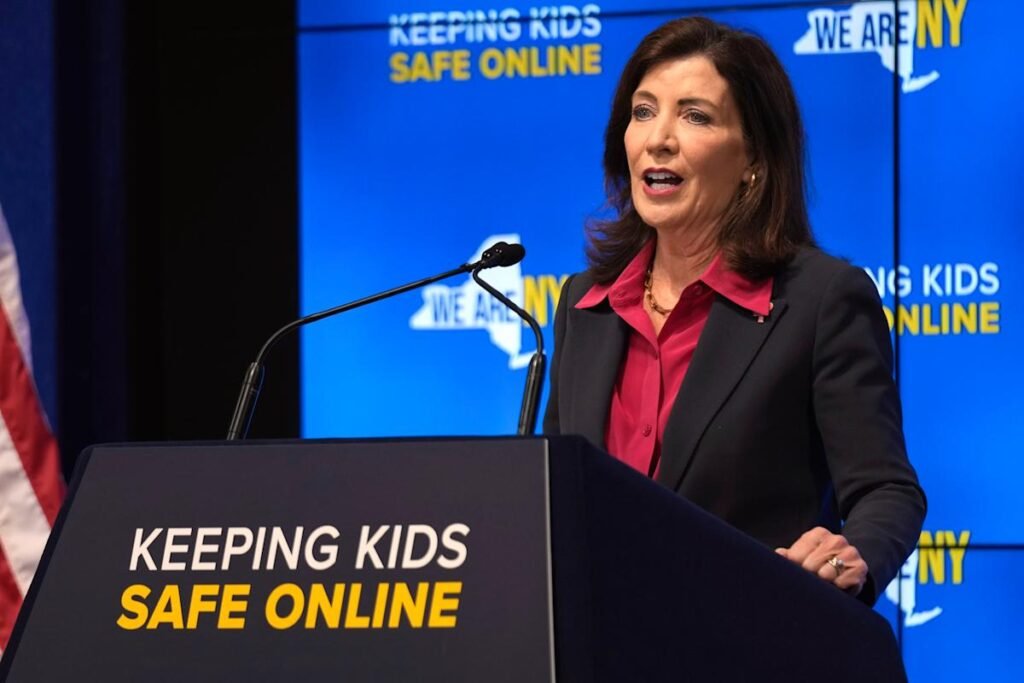 New York State will require warning labels on social media platforms