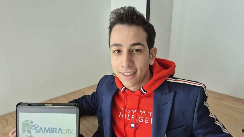 Un adolescente con COVID persistente impulsa un proyecto de terapias digitales Un adolescente con COVID persistente impulsa un proyecto de terapias digitales