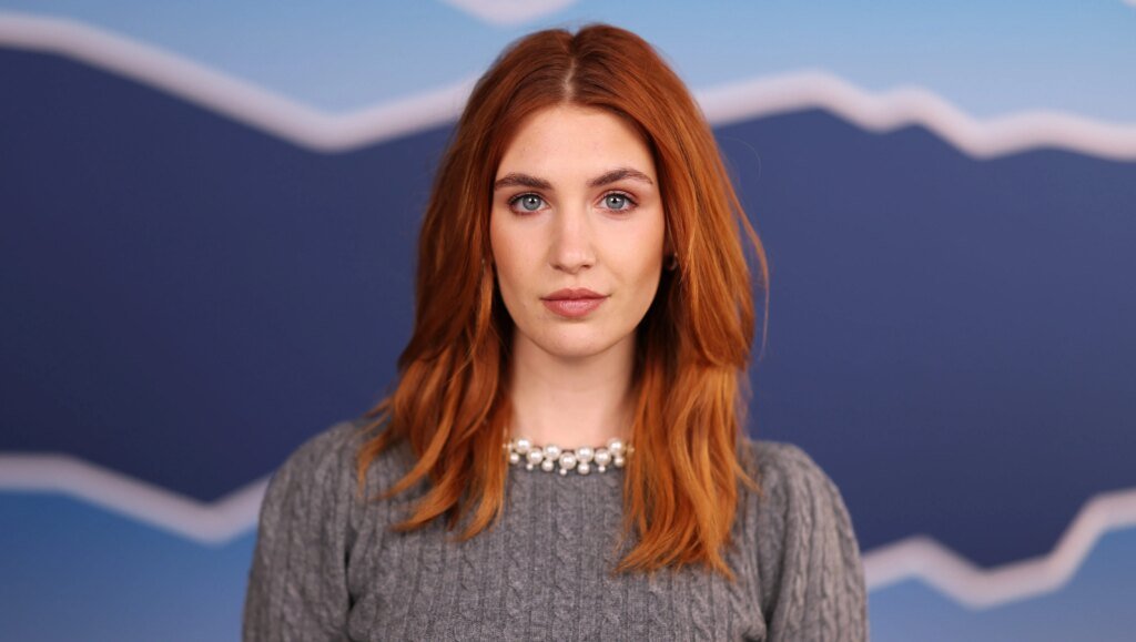 Who Plays Rose Landry in ‘Heated Rivalry’? Meet Actress Sophie Nélisse – Hollywood Life