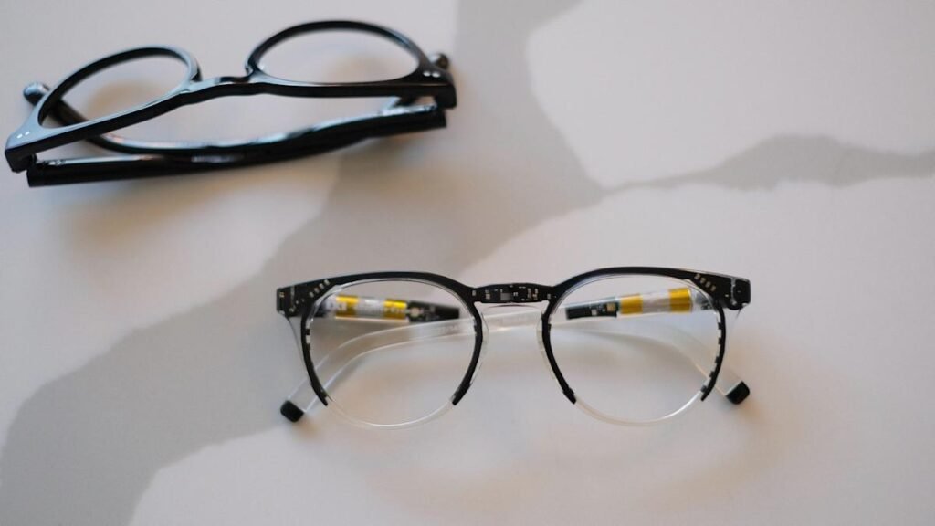 IXI’s autofocusing lenses are almost ready to replace multifocal glasses IXI’s autofocusing lenses are almost ready to replace multifocal glasses