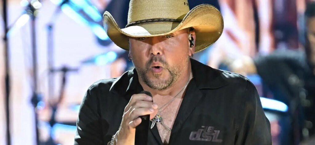 Jason Aldean Performs Controversial Song Despite Alleged CBS Ban