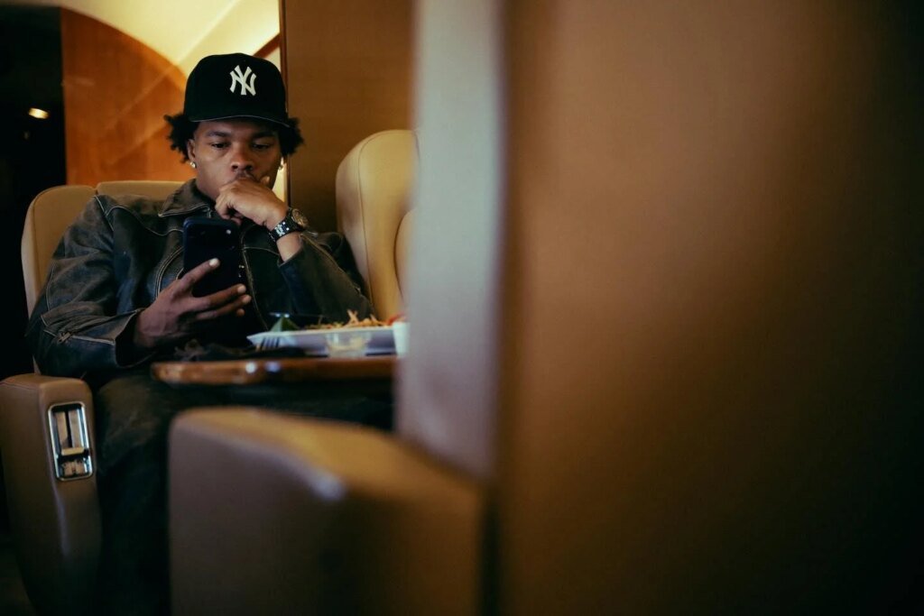 Lil Baby Declares He Will Build A Dynasty With A Portrait In His Head