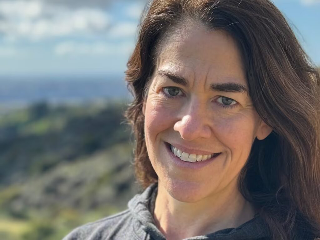 Molly Roden Winter, the writer who shared her polyamorous experience: ‘If your options are divorce or open marriage, get divorced and save yourself some time’ | Culture Molly Roden Winter, the writer who shared her polyamorous experience: ‘If your options are divorce or open marriage, get divorced and save yourself some time’ | Culture