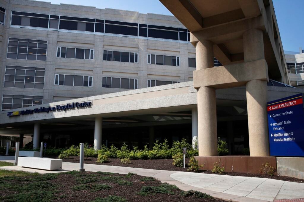 Over 800 nurses at Washington hospital report overtime pay concerns