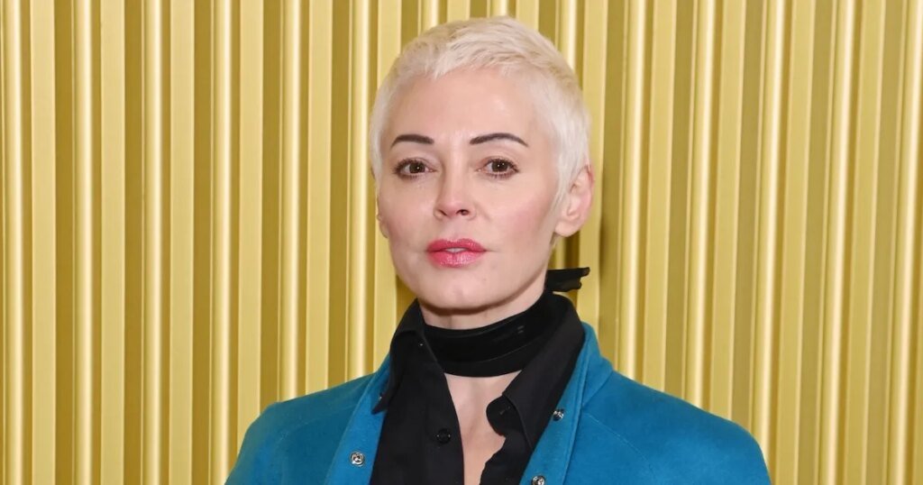 Rose McGowan Claims Charmed Execs Would Check Her Weight Rose McGowan Claims Charmed Execs Would Check Her Weight