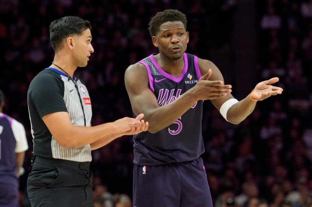 Anthony Edwards (40 points), Wolves too strong for Mavs