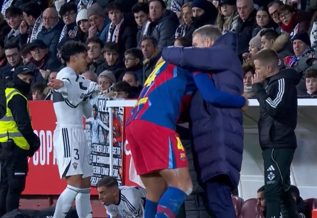 Araujo explains celebration with Flick after return to Barcelona XI