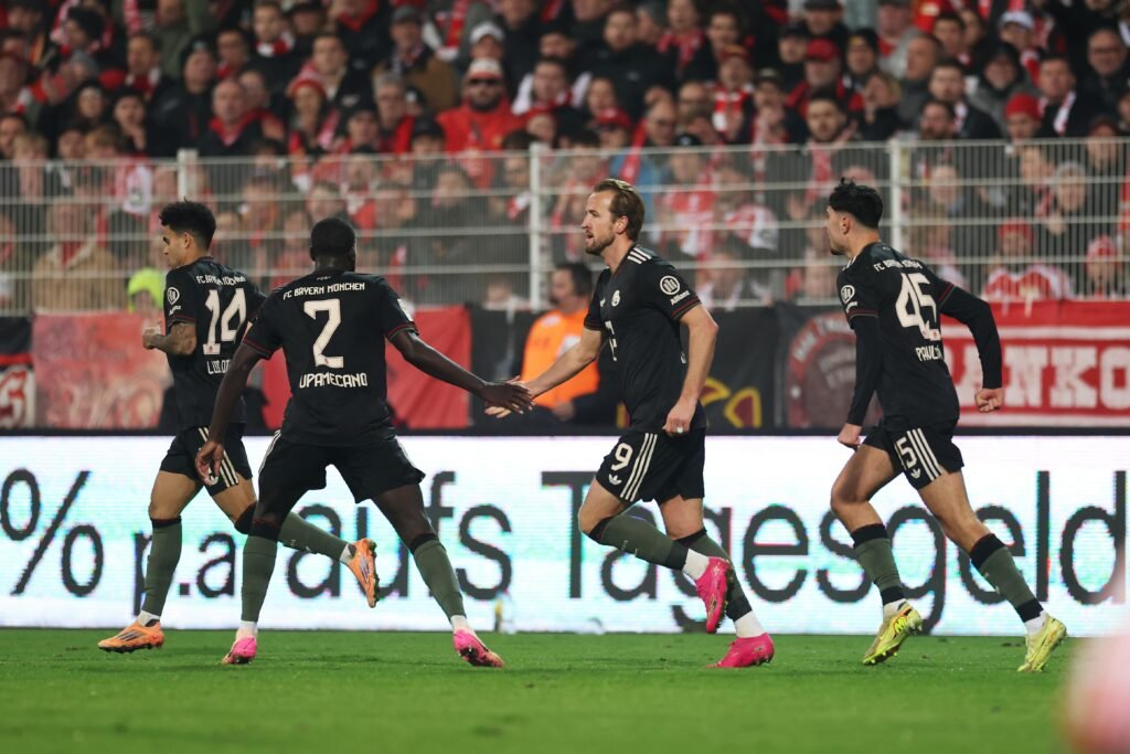 Barcelona presidential candidate confirms Kane transfer plans