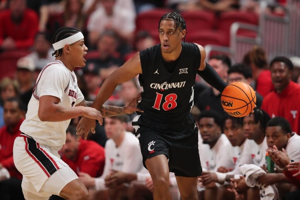 Cincinnati chasing bounce-back effort vs. Oklahoma State
