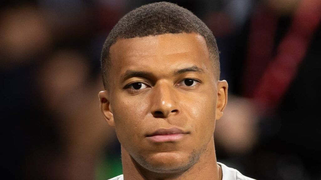 Confirmed teams and lineups in La Liga 2025/26 with Kylian Mbappe on bench