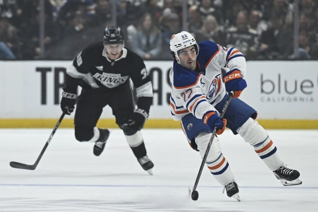 Connor McDavid, Leon Draisaitl hit milestones as Oilers crush Kings