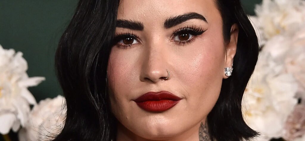 Demi Lovato Discusses Rivalary Between 'HSM' And 'Camp Rock'