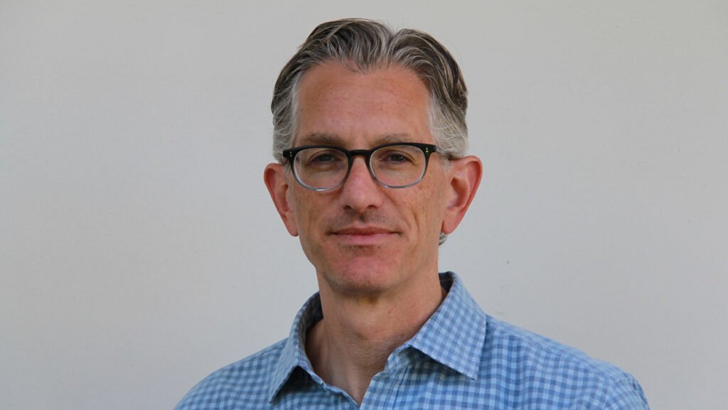 Etan Frankel llega a un acuerdo de primera vista con Fox Entertainment Studios – Celebrity Land