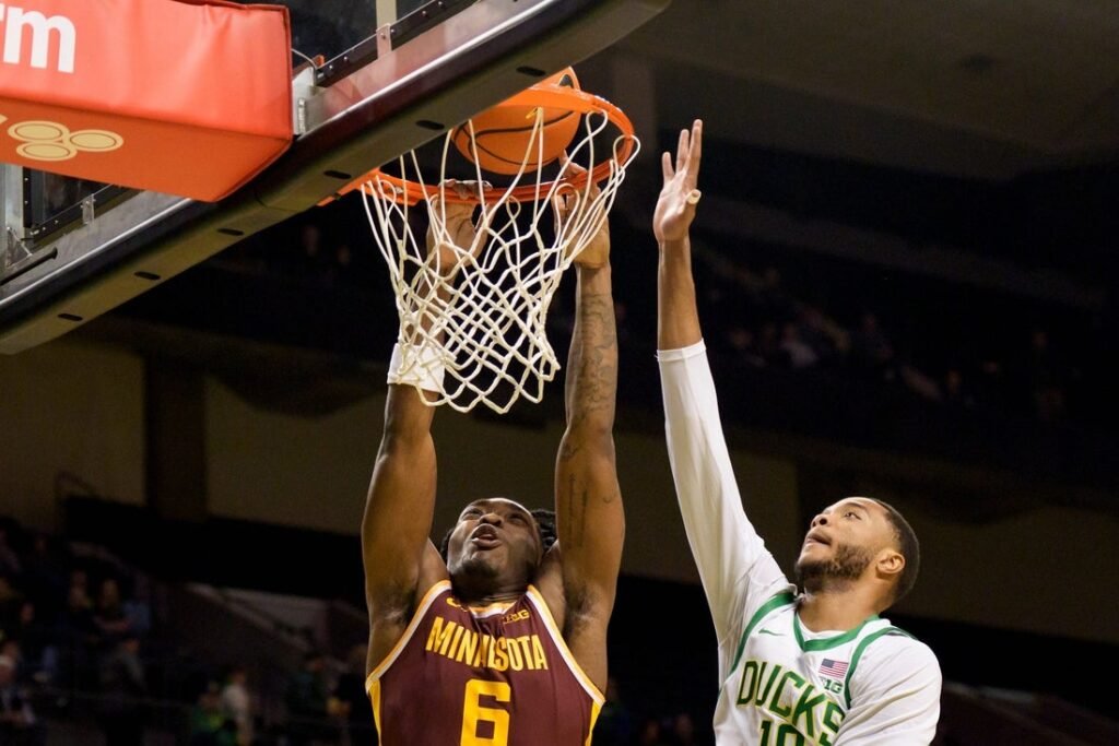 Isaac Asuma leads Minnesota past cold-shooting Oregon