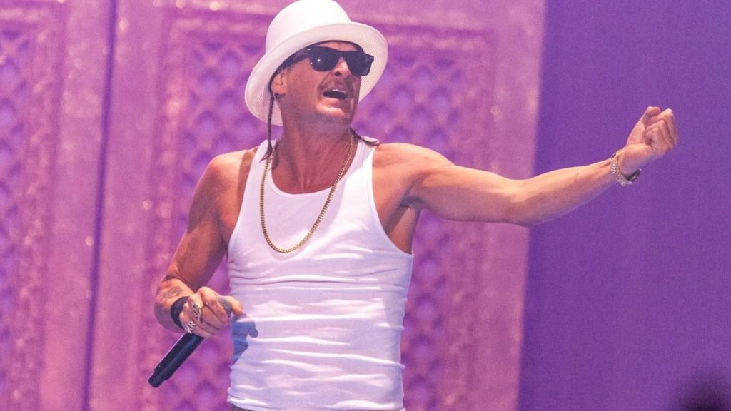 Kid Rock’s TPUSA Anti-Halftime Show Performance Criticized For Obvious Lip-Syncing