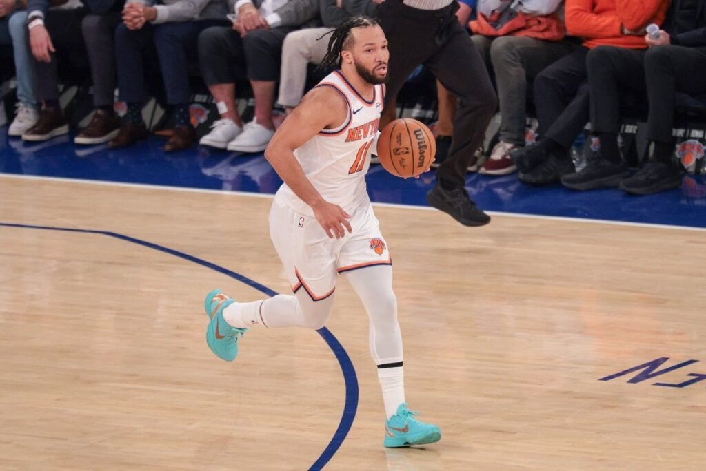 Knicks tangle with Rockets in latest chance to prove contender status