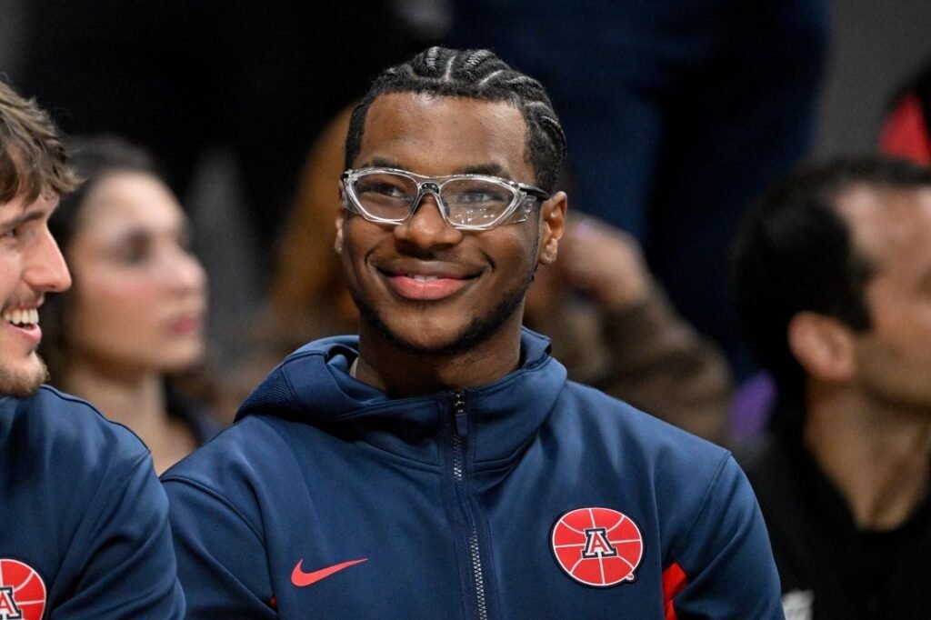 LeBron James' son Bryce to redshirt for No. 1 Arizona